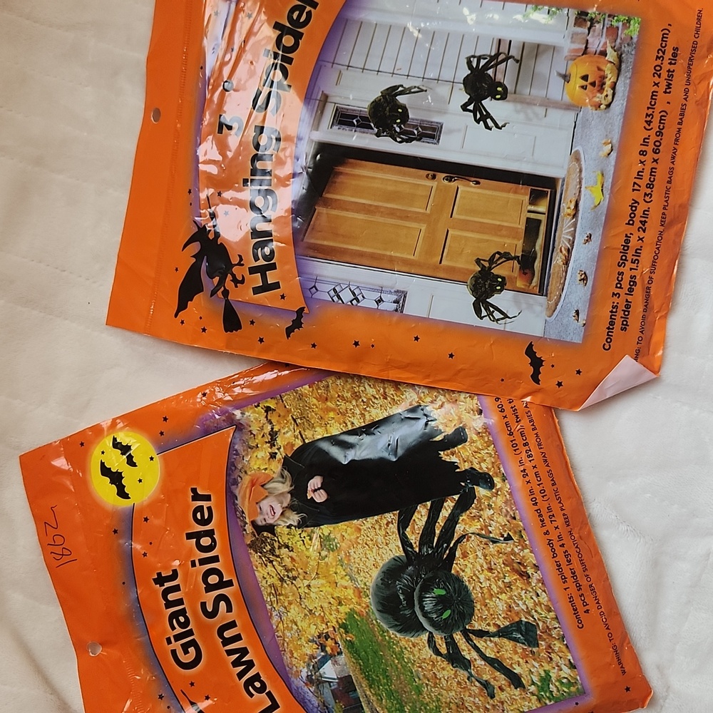 Vintage, Halloween, Giant Lawn Spider and Hanging Spider Set Decoration